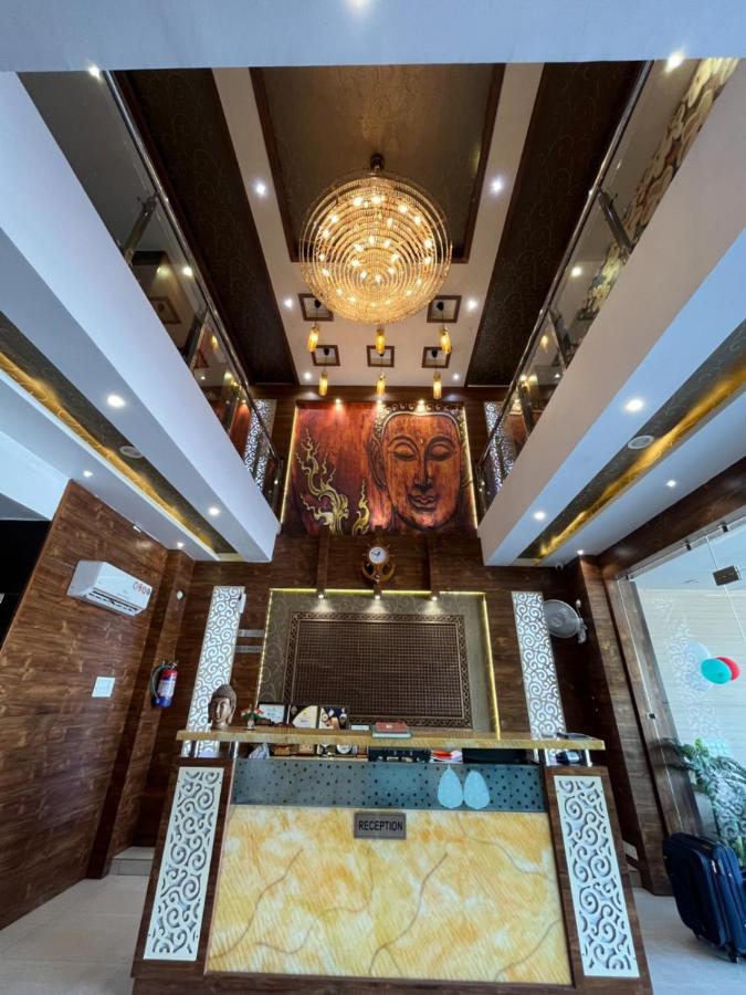 Shri Sai Hotel Azamgarh ภายนอก รูปภาพ